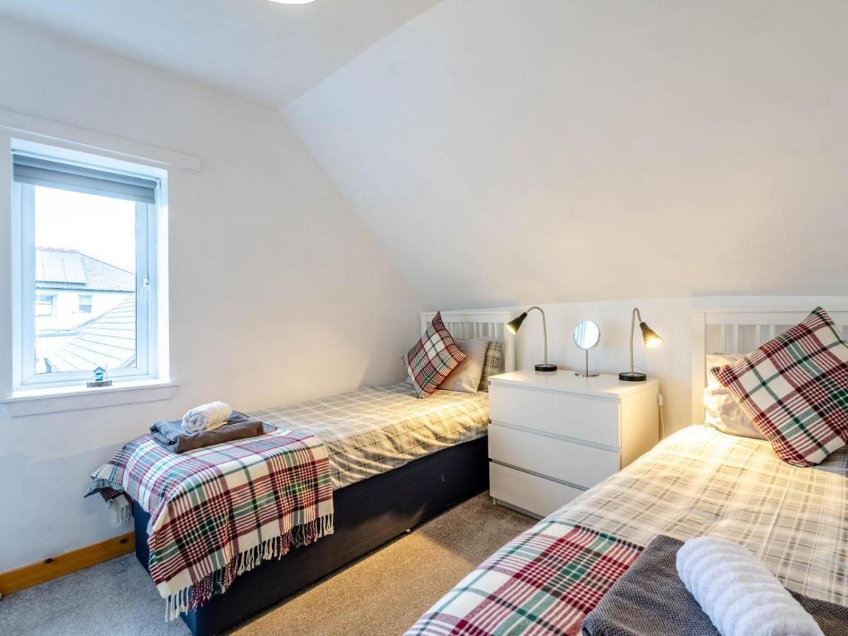 Cosy 3 Bedroom Home In Centre Of Brodick Extérieur photo