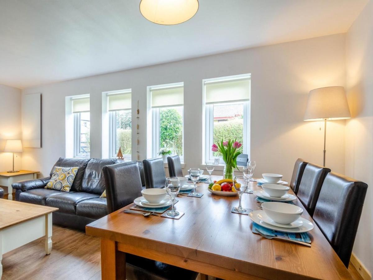 Cosy 3 Bedroom Home In Centre Of Brodick Extérieur photo