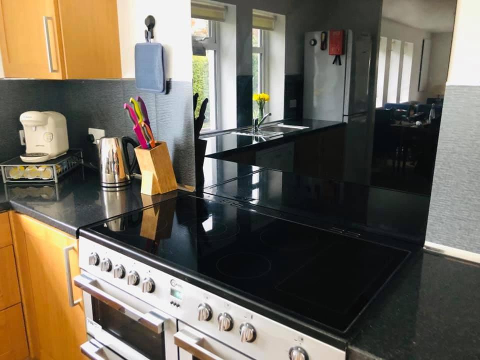 Cosy 3 Bedroom Home In Centre Of Brodick Extérieur photo